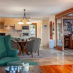 شاليه Belle Vue By Interhome نينداز